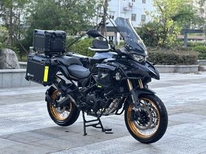 二手贝纳利TRK552