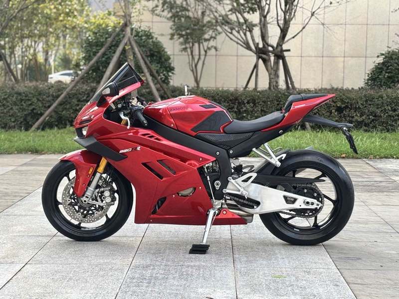 二手张雪机车820RR