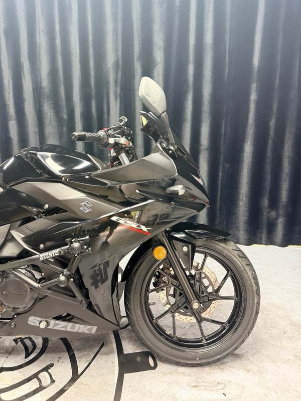 二手豪爵铃木GSX250R