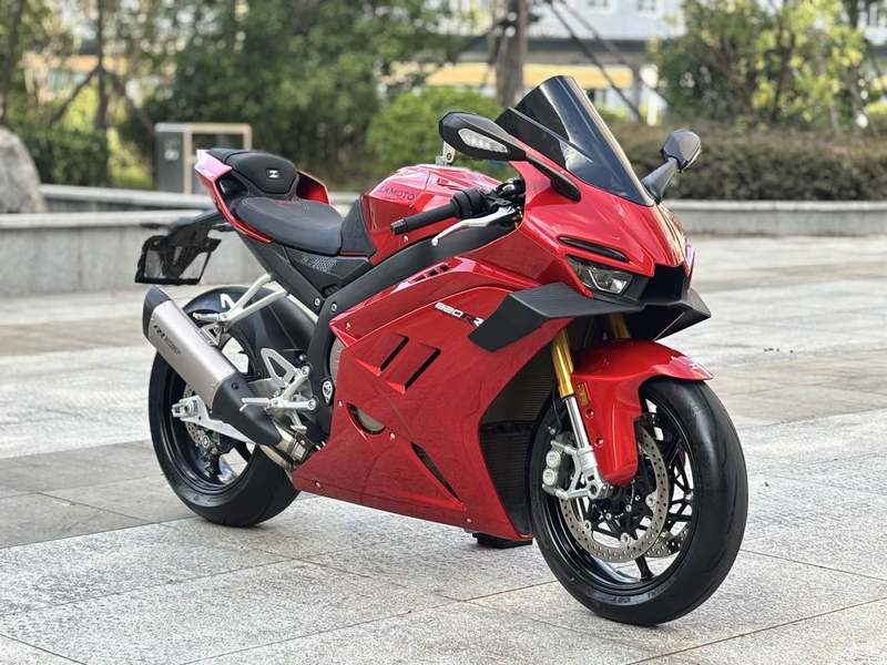 二手张雪机车820RR