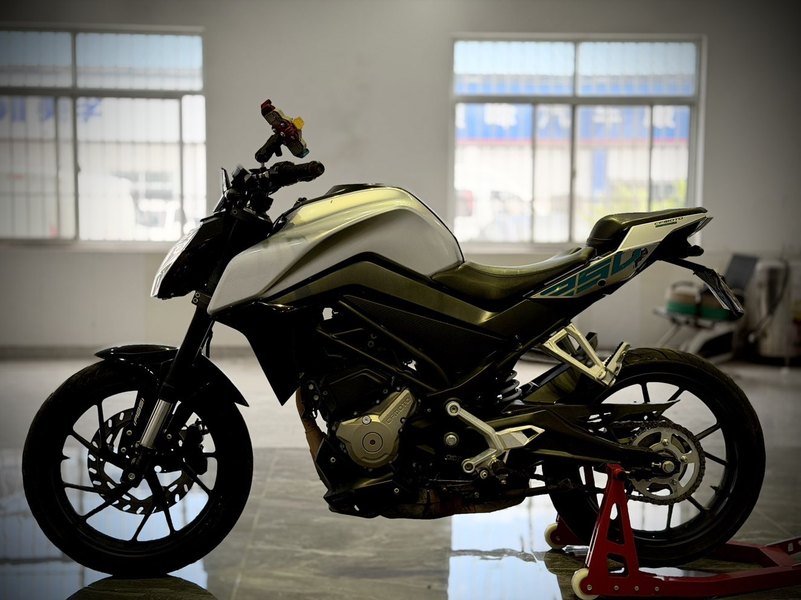 二手春风250NK
