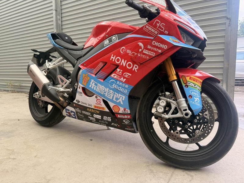 二手张雪机车820RR