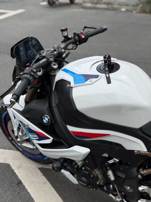 二手宝马S 1000 R
