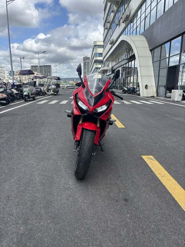二手本田CBR650R