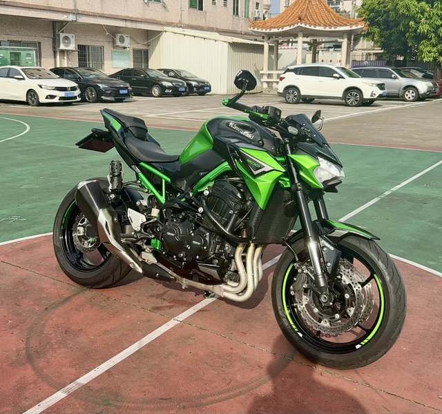 二手川崎Z900