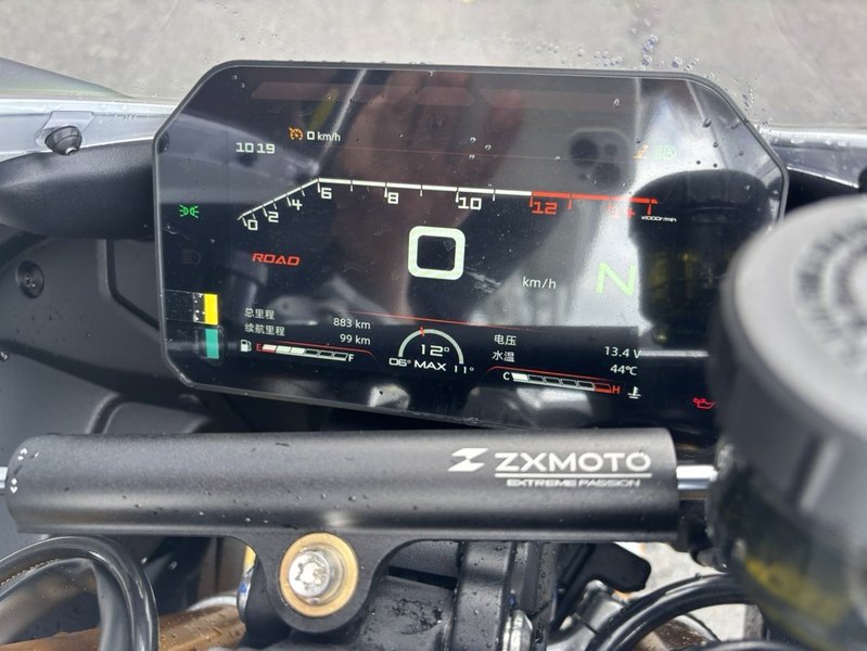 二手张雪机车820RR