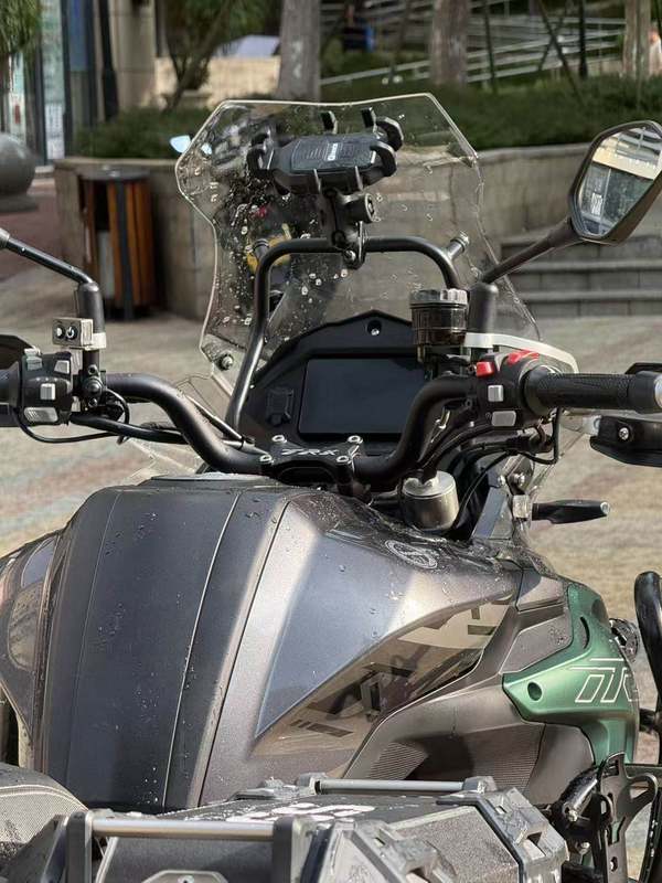 二手贝纳利金鹏 TRK502
