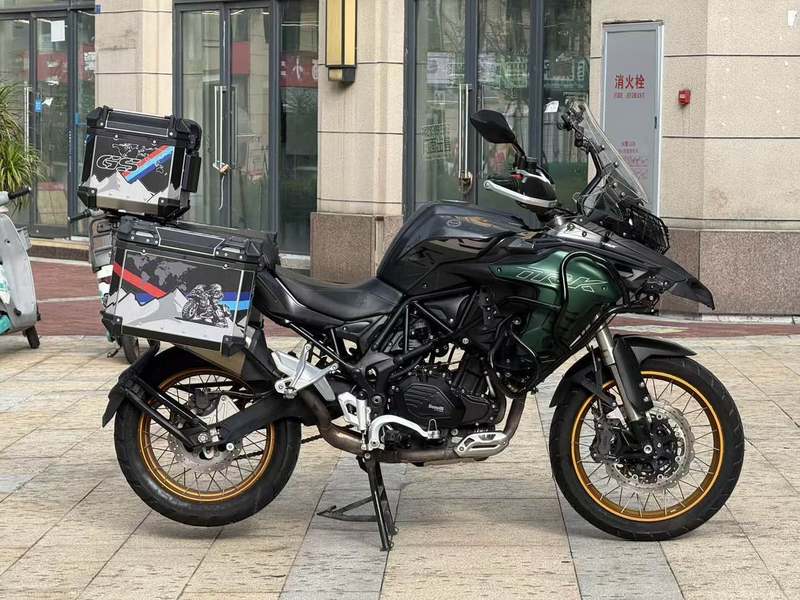 二手贝纳利金鹏 TRK502