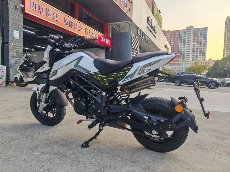二手贝纳利小暴龙TNT125