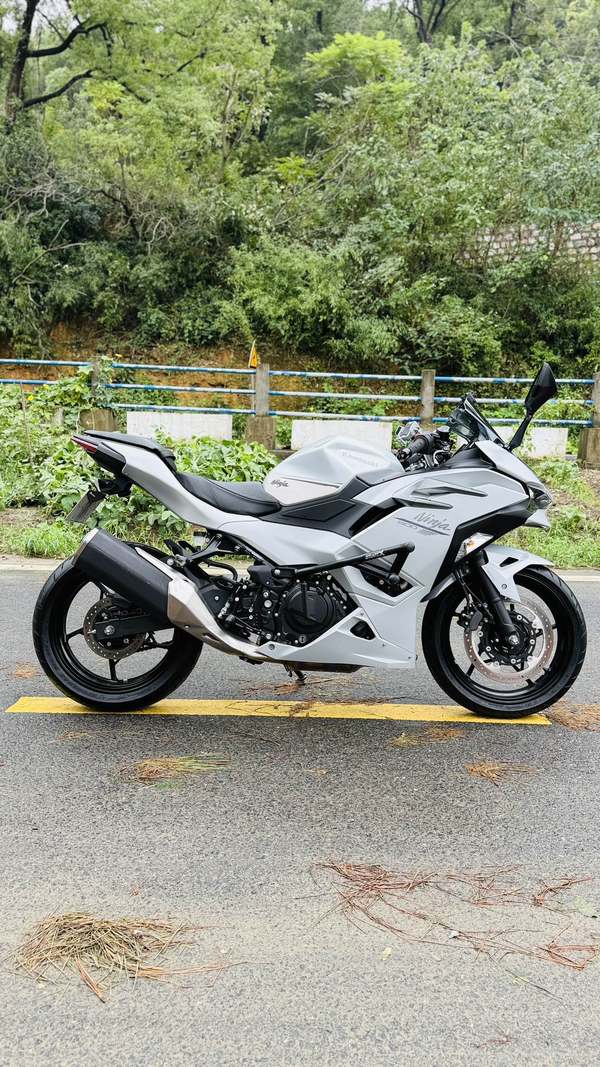 二手川崎Ninja 500