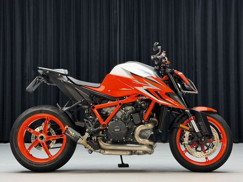 二手KTMR2R1290 Super Duke