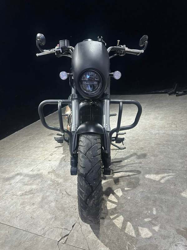 二手QJMOTOR闪300