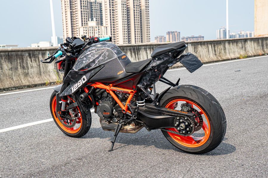 二手KTMR2R1290 Super Duke