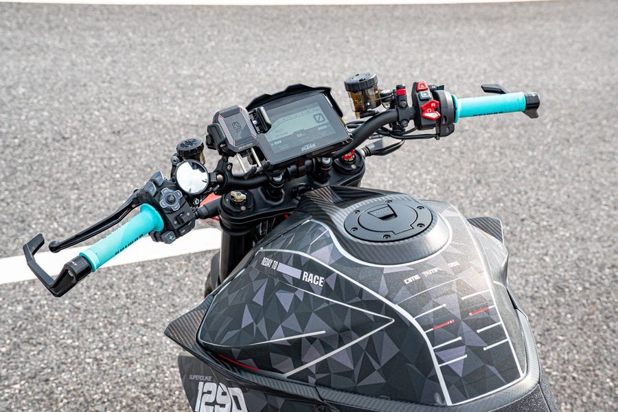 二手KTMR2R1290 Super Duke