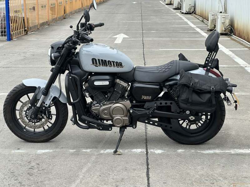 二手QJMOTOR闪300