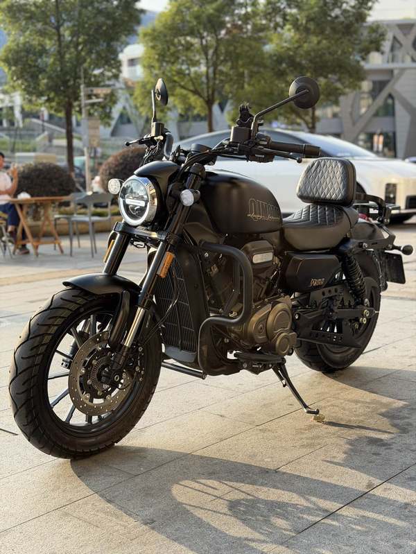 二手QJMOTOR闪300