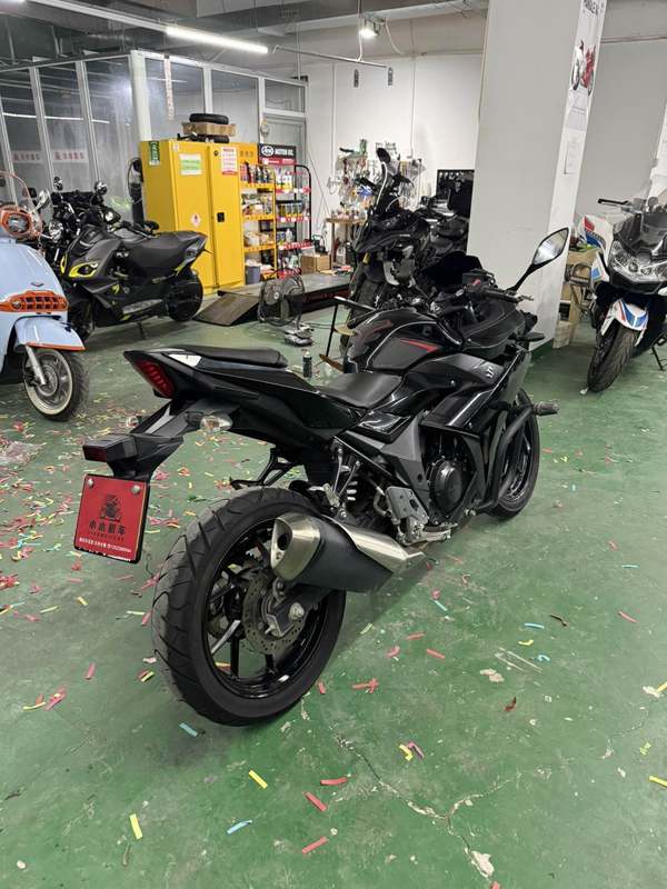 二手豪爵铃木GSX250R