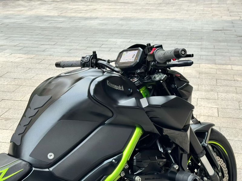二手川崎Z900