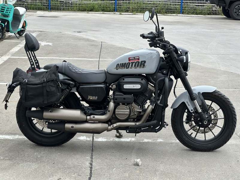 二手QJMOTOR闪300