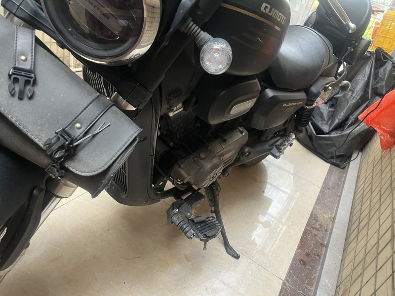 二手QJMOTOR闪300