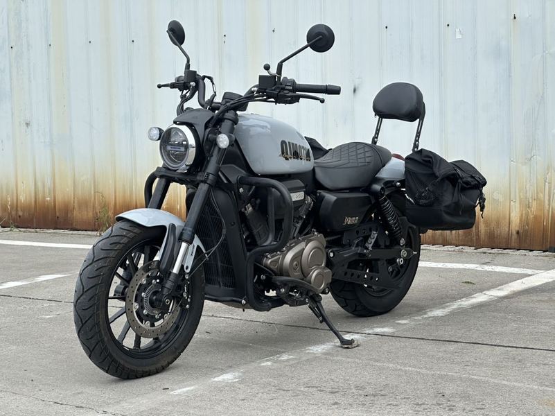 二手QJMOTOR闪300