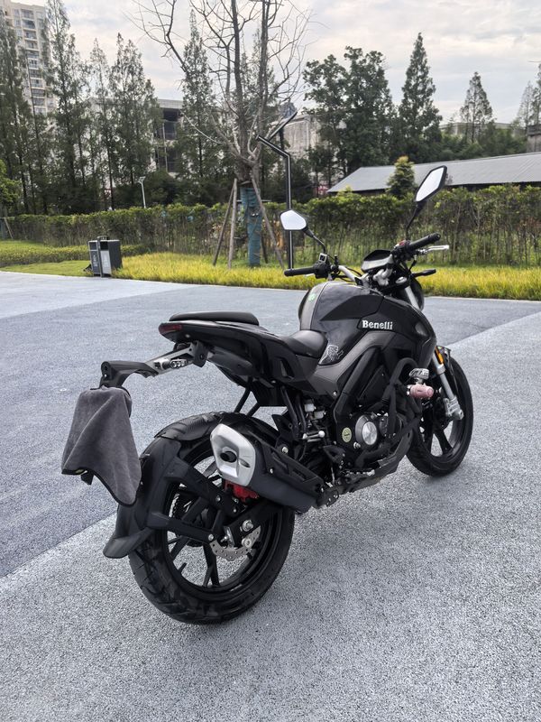 二手贝纳利小迅龙 BN150S