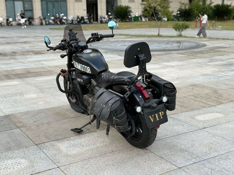 二手QJMOTOR闪300