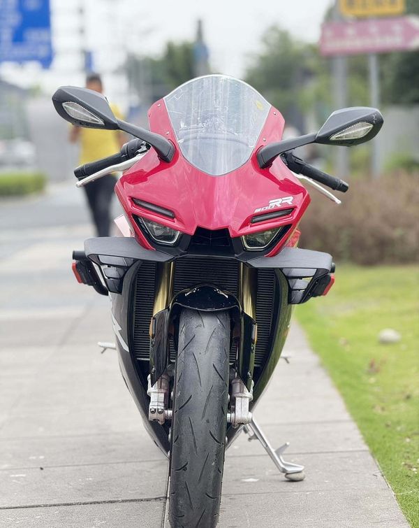 二手张雪机车500RR