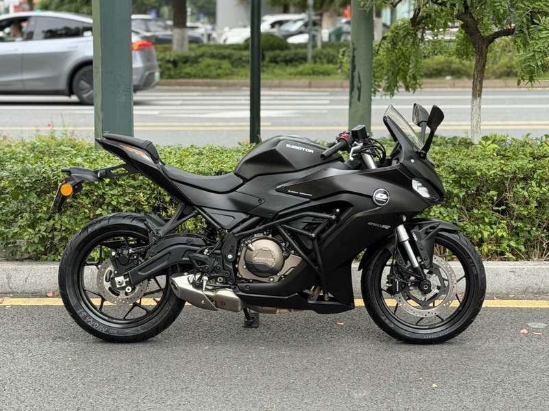 二手QJMOTOR赛250