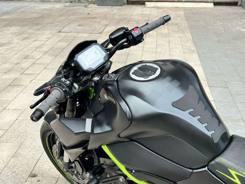 二手川崎Z900