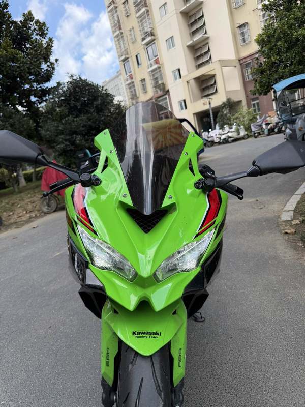 二手川崎ZX-4R