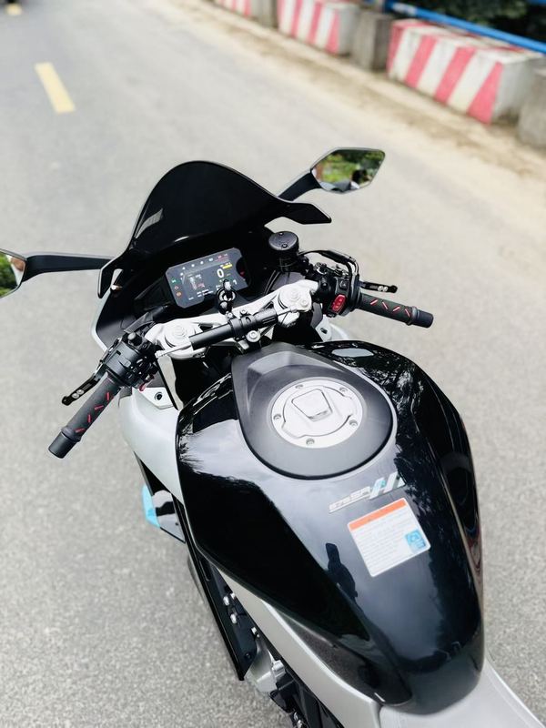 二手春风675SR-R