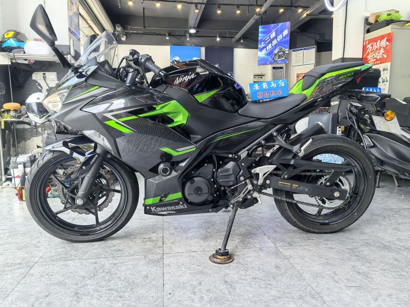 二手川崎Ninja 400