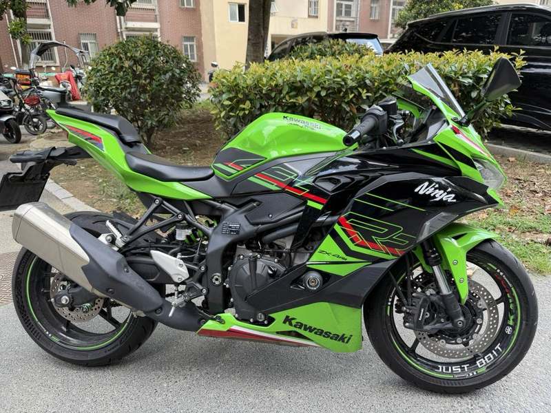 二手川崎ZX-4R