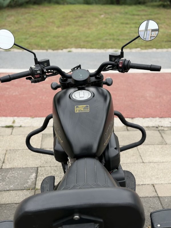 二手QJMOTOR闪300