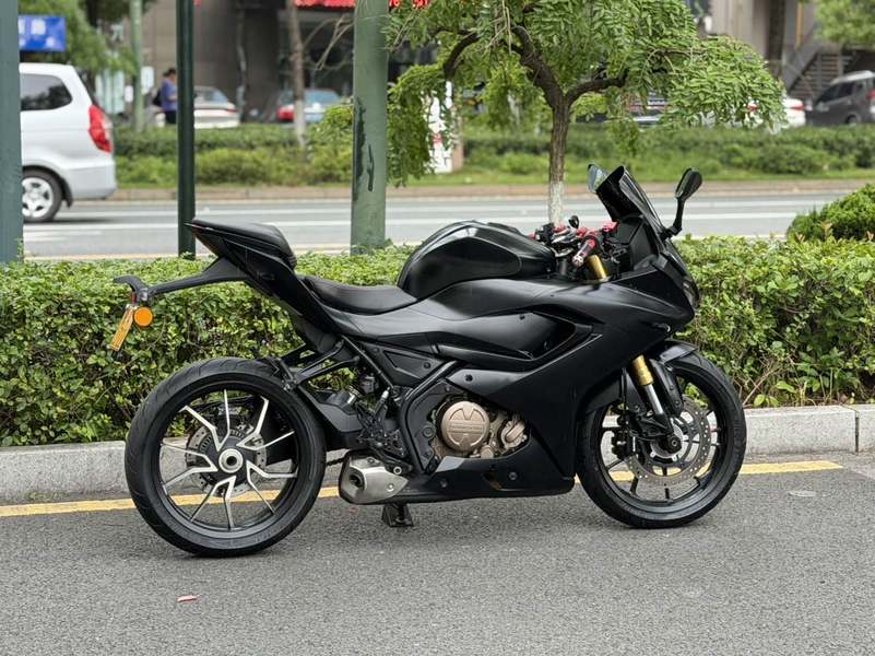 二手QJMOTOR赛250