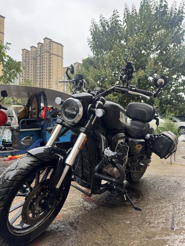 二手QJMOTOR闪300