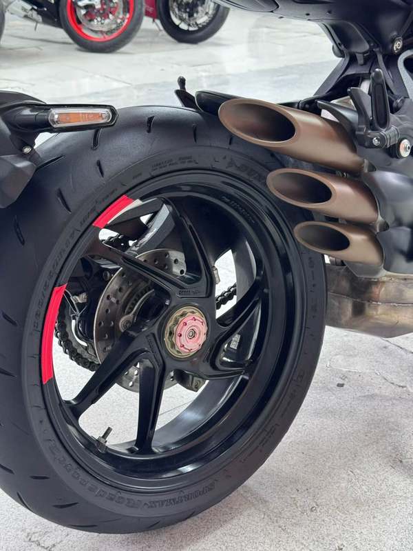 二手奥古斯塔Brutale 800