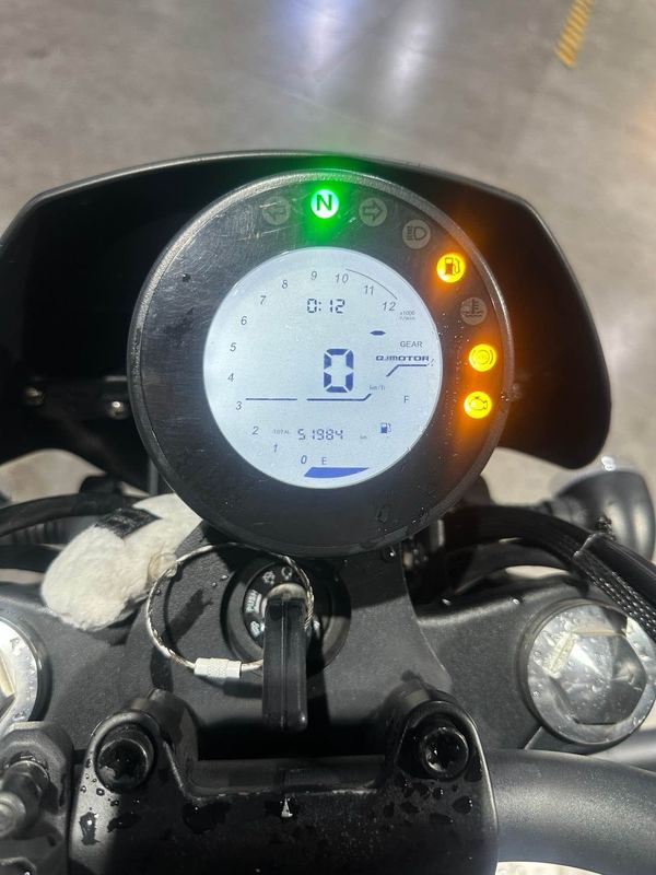 二手QJMOTOR闪300