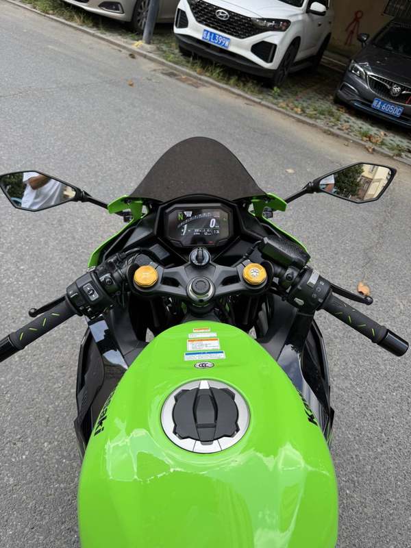 二手川崎ZX-4R