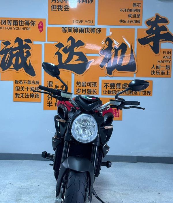 二手奥古斯塔Brutale 800