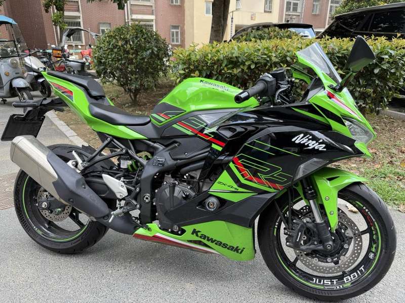 二手川崎ZX-4R