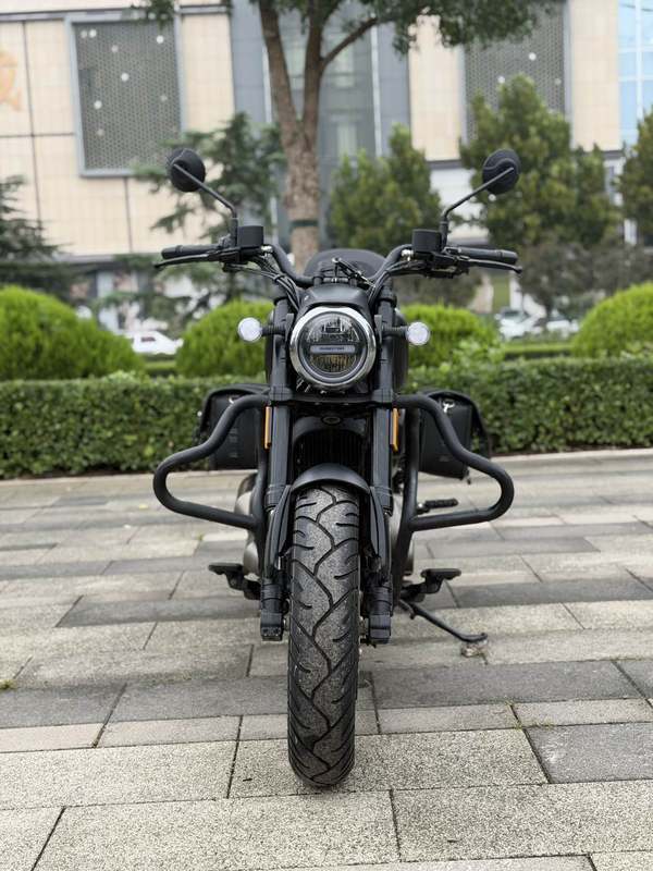 二手QJMOTOR闪300