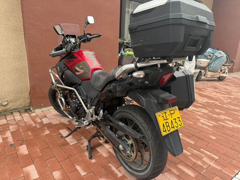 二手豪爵铃木DL250