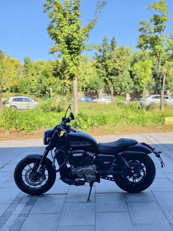 二手QJMOTOR闪300