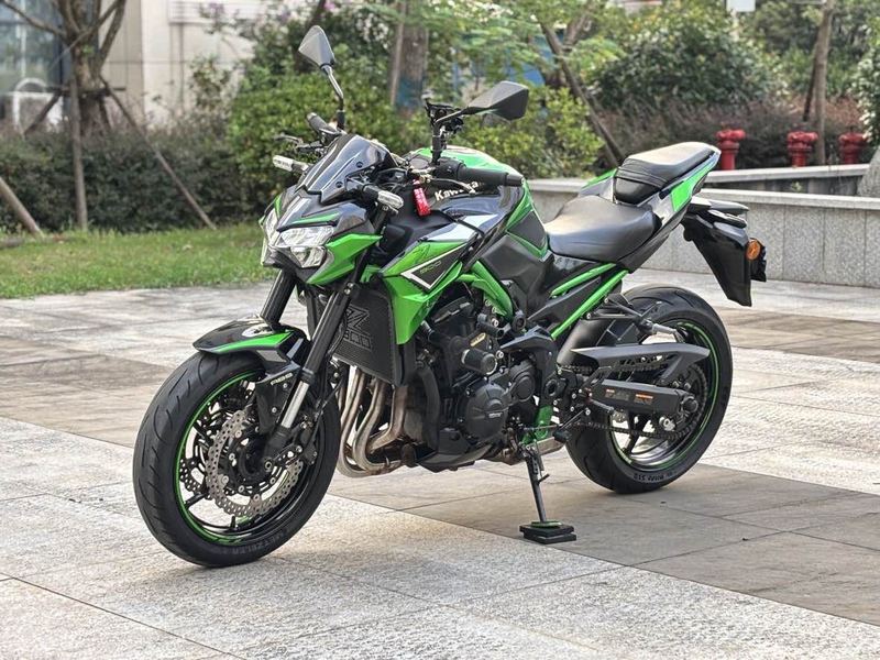二手川崎Z900