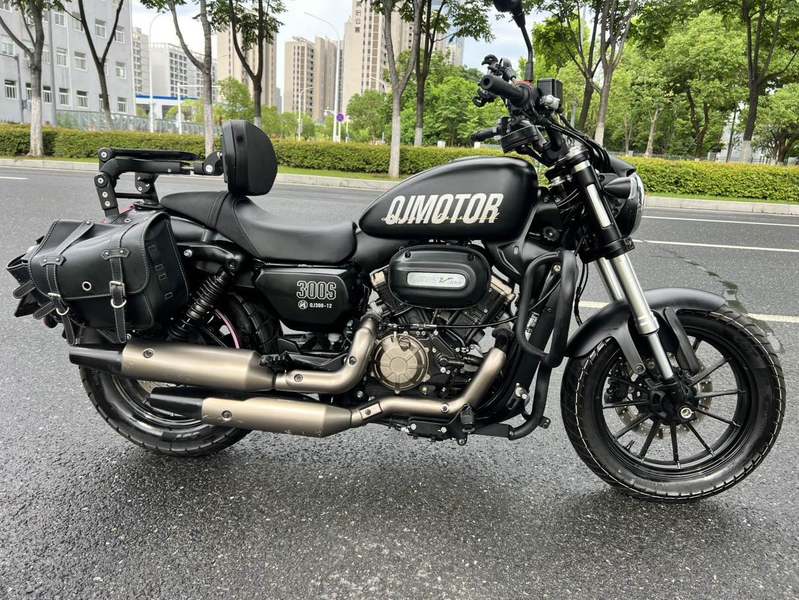 二手QJMOTOR闪300