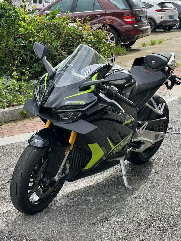 二手张雪机车820RR
