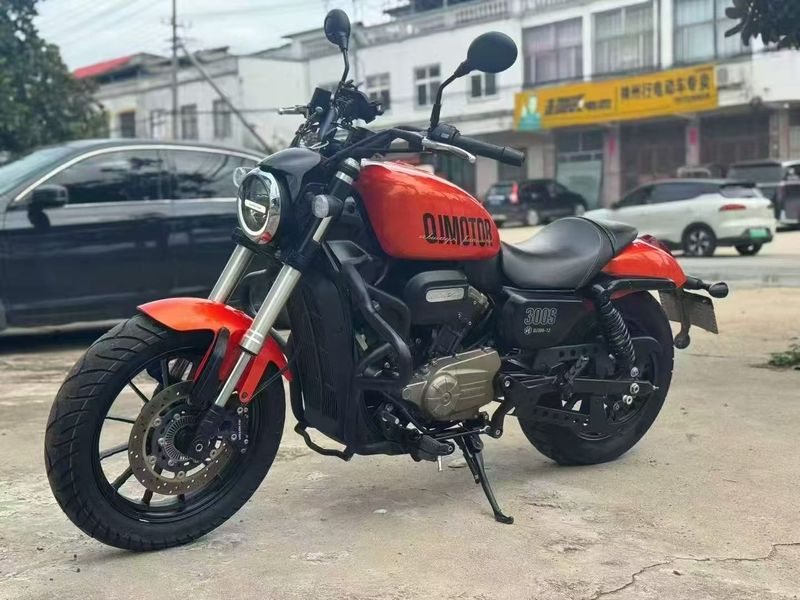 二手QJMOTOR闪300