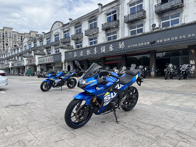二手豪爵铃木GSX250R